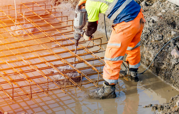 Best Commercial Concrete Contractor  in Foothill Farms, CA