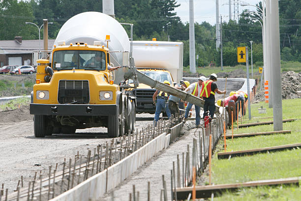 Best Custom Concrete Contractor  in Foothill Farms, CA